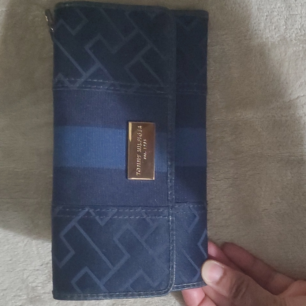 Tommy Hilfiger Navy Blue Compact Wallet